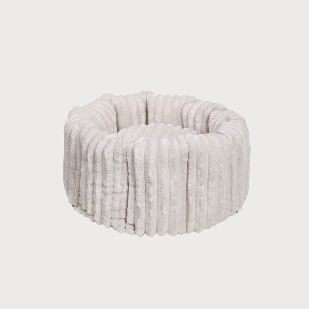 Pawearea luxe hondenbed Charles – premium gestreept fluweel, handgemaakt in Europa, designer meubel voor huisdieren