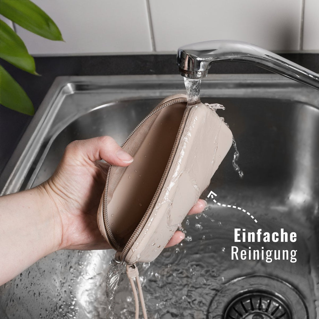 ne&no Silicone Treat Pouch for Dogs