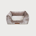 Phoebe Luxus-Hundebett – Premium-Samt, handgefertigt in Europa, moderner Designer-Stil