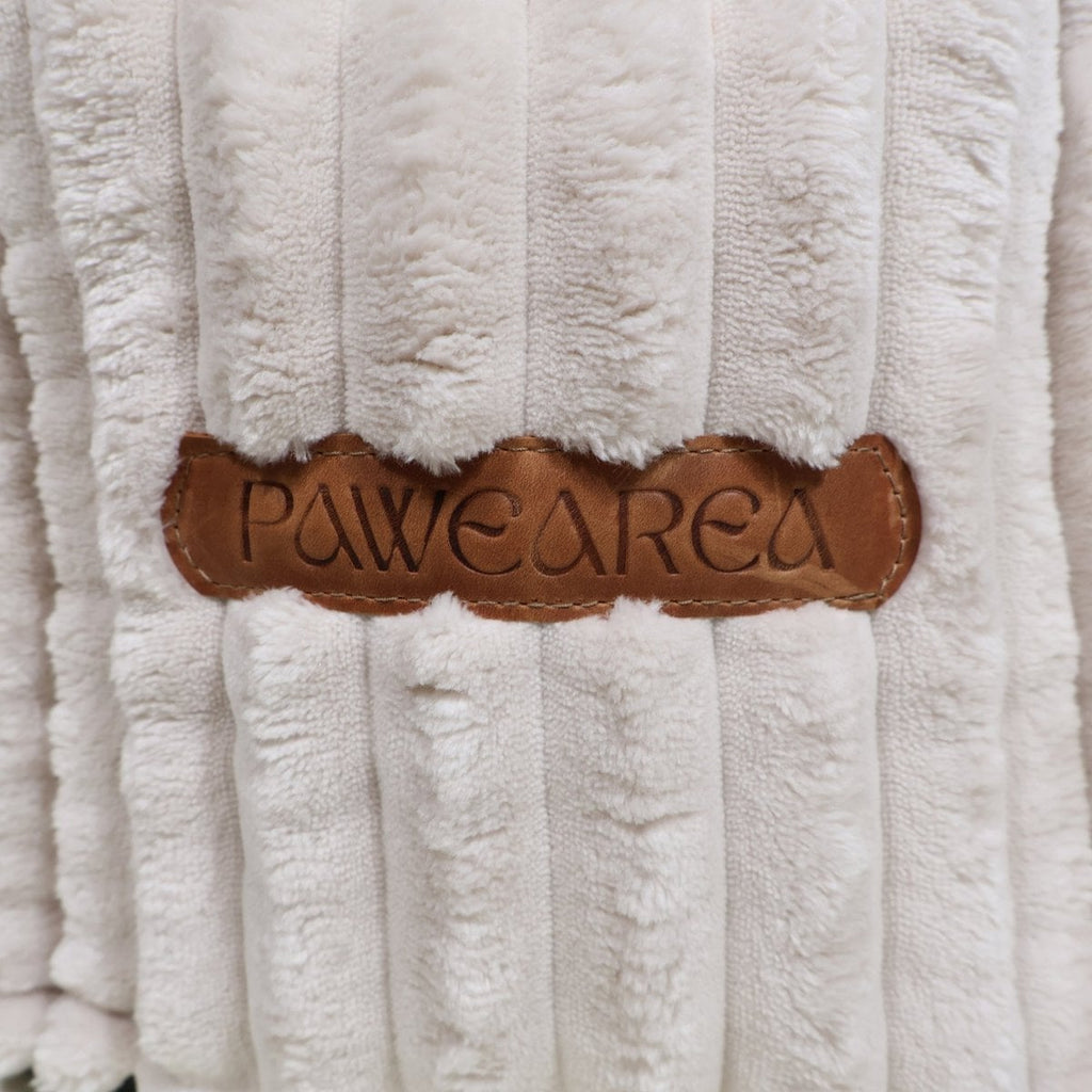 Pawearea luxe hondenbed Charles – premium gestreept fluweel, handgemaakt in Europa, designer meubel voor huisdieren