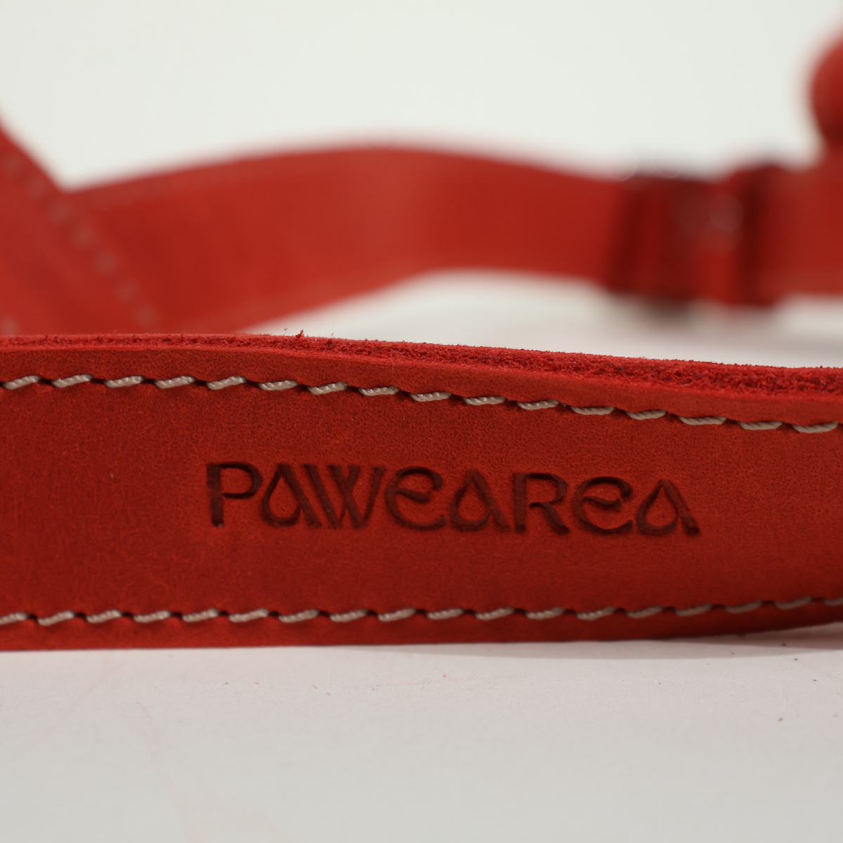 Pawearea Hundeleine aus Leder 120 cm – Echtes Vollnarbenleder, handgefertigt in Europa, 5 Farben